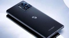 Moto X30 Pro, World's First 200MP Camera Smartphone Announced