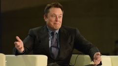 Elon Musk Fires Entire Twitter Board: But Will Temporarily Direct Social Media Platform?