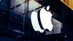 Apple May Replace Key Broadcom Chip in 2025 iPhone With Homegrown Design