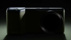 Xiaomi 13 Ultra looks more like a camera than a smartphone in the latest teaser