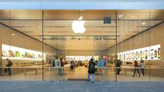 Apple Store Dominates Indian Electronics Market with 22-25 Crore Rupees Monthly Sales