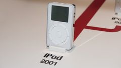 Apple's Iconic iPod from 2001 Sets New Auction Record, Selling for Rs 24 Lakh