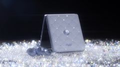 Motorola Razr 60 and Moto Buds Loop with Swarovski Crystals Launched in India: Get All the Details Here