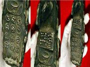 ಕೌತುಕ: 800 ವರ್ಷ ಹಳೆಯದಾದ ಏಲಿಯನ್ ಫೋನ್ ಪತ್ತೆ