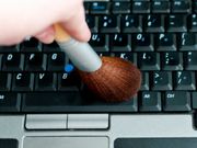 ಈ ಪರಿಕರಗಳಿಂದ ಸರಳವಾಗಿ ಗ್ಯಾಜೆಟ್ ಸ್ವಚ್ಛತೆಯನ್ನು ಮಾಡಿ