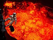 ಕೊತಕೊತನೆ ಕುದಿಯುತ್ತಿರುವ ಜ್ವಾಲಾಮುಖಿಯ ಫೋಟೋ ತೆಗೆದ ಸಾಹಸಿ