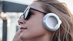 ಗ್ಯಾಜೆಟ್ ಪ್ರಿಯರನ್ನು ಸೂಜಿಗಲ್ಲಿನಂತೆ ಸೆಳೆಯುತ್ತಿದೆ ಅದ್ಬುತ 'ಬ್ಲೂಟೂತ್ ಹೆಡ್‌ಫೋನ್'!!