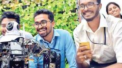 ರಕ್ಷಣೆಗೆ ರೋಬೋಟ್, ದೃಷ್ಟಿಚೇತನರಿಗೆ ಸ್ಮಾರ್ಟ್‌ಸ್ಟಿಕ್ ಆವಿಷ್ಕಾರ..! ಬೆಂಗಳೂರು ವಿದ್ಯಾರ್ಥಿಗಳ ಸಾಧನೆ.!!