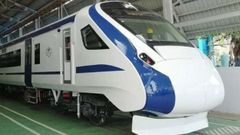 ಇಂಜಿನ್ ಇಲ್ಲದ ಮೊದಲ ದೇಶೀಯ ಟ್ರೈನ್ ಸಂಚಾರಕ್ಕೆ ಕ್ಷಣಗಣನೆ!