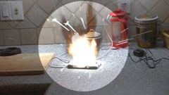 ಮೊಬೈಲ್ ಫೋನ್ ಸ್ಪೋಟದಿಂದ ನಾಲ್ವರಿಗೆ ಗಾಯ