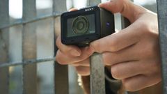 ಸ್ಲೋ ಮೊಷನ್ ರೆಕಾರ್ಡಿಂಗ್ ವಿಶೇಷತೆಯ 'ಸೋನಿ RX0 II' ಚಿಕ್ಕ ಕ್ಯಾಮೆರಾ ಲಾಂಚ್‌!