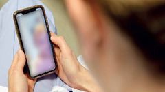 ನಗ್ನ ಯುವತಿ ವಿಡಿಯೋ ಕರೆ ಬಂದರೇ, ಸ್ವೀಕರಿಸುವ ಮುನ್ನ ಎಚ್ಚರ ಯುವಕರೇ ಎಚ್ಚರ!