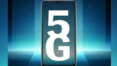 ಸ್ವದೇಶಿ ಬ್ರ್ಯಾಂಡ್‌ನಿಂದ ಹೊಸ 5G ಫೋನ್‌ ಲಾಂಚ್‌! ಏನೆಲ್ಲಾ ಫೀಚರ್ಸ್‌ ಲಭ್ಯ!