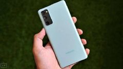 ಇನ್ನೇಕೆ ತಡ, ಭರ್ಜರಿ ಡಿಸ್ಕೌಂಟ್‌ನಲ್ಲಿ ಖರೀದಿಸಿ ಸ್ಯಾಮ್‌ಸಂಗ್‌ ಗ್ಯಾಲಕ್ಸಿ S21 FE 5G!