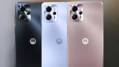 ಮೊಟೊರೊಲಾದಿಂದ ಎರಡು ಹೊಸ ಸ್ಮಾರ್ಟ್‌ಫೋನ್‌ ಲಾಂಚ್‌! ಫೀಚರ್ಸ್‌ ಏನು?