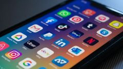 ಫೋನ್‌ನಲ್ಲಿ ಈ ಆಪ್‌ಗಳಿದ್ದರೆ ಈಗಲೇ ಅನ್‌ಇನ್‌ಸ್ಟಾಲ್‌ ಮಾಡಿ; ಇದು ಗಂಭೀರ ವಿಷಯ!