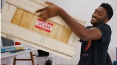 ಅನ್‌ಬಾಕ್ಸ್‌ ಮಾಡಲು ಒಂದು ಐಫೋನ್‌ ಅನ್ನು 32 ಲಕ್ಷಕ್ಕೆ ಖರೀದಿಸಿದ ಯೂಟ್ಯೂಬರ್‌: ಮುಂದಾಗಿದ್ದೇನು?