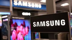 ಗ್ರಾಹಕರಿಗೆ ಸಿಹಿಸುದ್ದಿ: ಉಚಿತವಾಗಿ ಸಿಗಲಿದೆ ಈ ದುಬಾರಿ ಬೆಲೆಯ ಸ್ಯಾಮ್‌ಸಂಗ್‌ ಫೋನ್