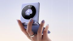 ಈ ದೈತ್ಯ ಫ್ಲಿಪ್ ಸ್ಮಾರ್ಟ್‌ಫೋನಿಗೂ ಬಿಗ್ ಆಫರ್‌!..ಈ ಚಾನ್ಸ್‌ ಬಿಡಬೇಡಿ!