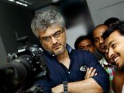 'தல' புகைப்படம் எடுக்கும் போது எடுக்கப்பட்ட புகைப்படங்கள்