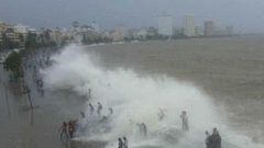 செல்ஃபியால் சோகம் : ஆபத்தில் முடிந்த ரம்ஜான் கொண்டாட்டம்!