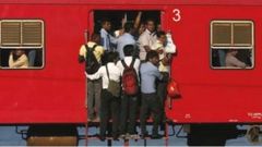 இன்று இவைதான் இன்டர்நெட்டை கலக்கி கொண்டிருக்கும் படங்கள்...