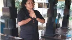சபரிமலை பற்றி பேஸ்புக் பதிவு ஷேர் செய்த பெண் வேலை நீக்கம்.!