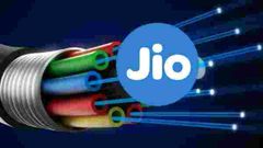 ரூ.399 விலையில் தொடங்கும் JioFiber பிராட்பேண்ட் திட்டம்: 12 ஓடிடி சலுகைகள் இன்னும் பல!