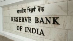 ரூ.50,000க்கு மேல் காசோலை செலுத்த புதிய விதி? ரிசர்வ் வங்கி அறிவிப்பு என்ன? எப்போது முதல்?