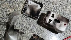 ஒன்பிளஸ் நிறுவனத்திற்கு சோதனை மேல் சோதனை: வெடித்து சிதறிய சார்ஜர்.!