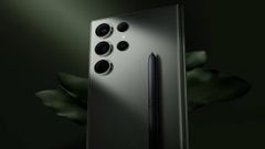 ஒரே நாளில் ரூ.1400 கோடி வசூல்! வாரிசு, துணிவு இல்ல பாஸ் புது Samsung போன்! உண்மை என்ன?