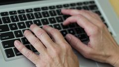 AI வருகையால் அழியப்போகும் 10 வேலைகள்.. முதலில் Data Entry வேலை.. லிஸ்ட் உள்ளே!