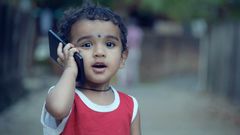 10 வயதுவரை ஸ்மார்ட்போன் கொடுக்காதீங்க.. எதிர்காலம் பாழாகிவிடும்.. எச்சரிக்கும் ஜெயின்!