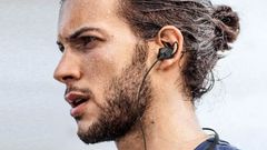 ரூ.649-க்கு குவால்காம் சிப்செட் Neckband வாங்க ரெடியா? 35 மணி நேர பேட்டரி பேக்-அப் வேற இருக்கு!