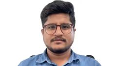 சாதித்த விவசாயி மகன்.. ஆன்லைனில் AI கோர்ஸ்.. TVS நிறுவனத்தில் பல லட்சம் சம்பளத்தில் வேலை!