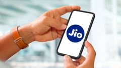 வாரி கொடுக்கும் ஜியோ.. OTT.. 2GB டேட்டா, அன்லிமிடெட் சலுகைகள்.. பட்ஜெட் விலை திட்டங்கள்.. யார் விடுவா?