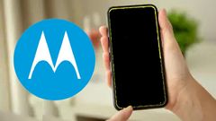 இந்த தப்பை செஞ்சிடாதீங்க.. Motorola போனில் Black Screen பஞ்சயாத்து.. கதறும் கஸ்டமர்ஸ்.. எந்த மாடல்?