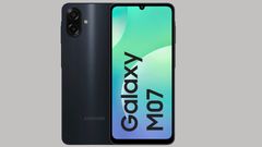 வெறும் ரூ.6999க்கு 6 OS அப்டேட்.. 50எம்பி கேமரா.. 25W சார்ஜிங்.. Samsung போன் அறிமுகம்.. எந்த மாடல்?