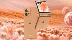 razr 40 Ultra के नए कलर वेरिएंट की पहली सेल, motorola razr 40 ultra peach fuzz color option first sale on 12 january 2024 check price and offer deatils