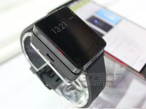 Facebook Messenger For Samsung Gear Live, LG G Watch Rolls Out: You Can Send Voice Messages Too