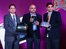 SAKRI Launches 8 and 10-inch Windows 8.1 WINTAB Tablets At Rs 13,999 and Rs 20,999 in India