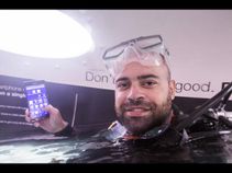 Sony Xperia Aquatech: World’s First Underwater Store Is Open Now Sony Xperia Aquatech: World’s First Underwater Store Is Open Now