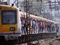 Now, Just Give A Missed Call To Know If A Mumbai Local Will Arrive On Time!