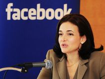 Facebook's No. 2 exec pays tribute to single mothers Facebook's No. 2 exec pays tribute to single mothers