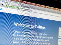 Twitter to free room for links and photos: report