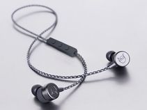 Degauss Labs and Varta Batteries Launch VICE Bluetooth In-Ear Headphones