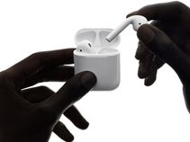 Samsung might showcase Airpod like headphones on Galaxy Note 8 Launch