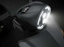 This smart scooter wants to free commuters from crowded, gridlocked places