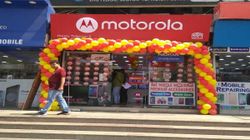 Motorola opens 'Moto Hub' in Punjab
