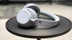 Microsoft unveils Surface Headphones for Rs. 25,500 Microsoft unveils Surface Headphones for Rs. 25,500